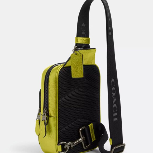 NWT Coach CP141 Track Pack 14 Leather Crossbody Sling Bag Messenger Purse Unisex - Picture 2 of 5